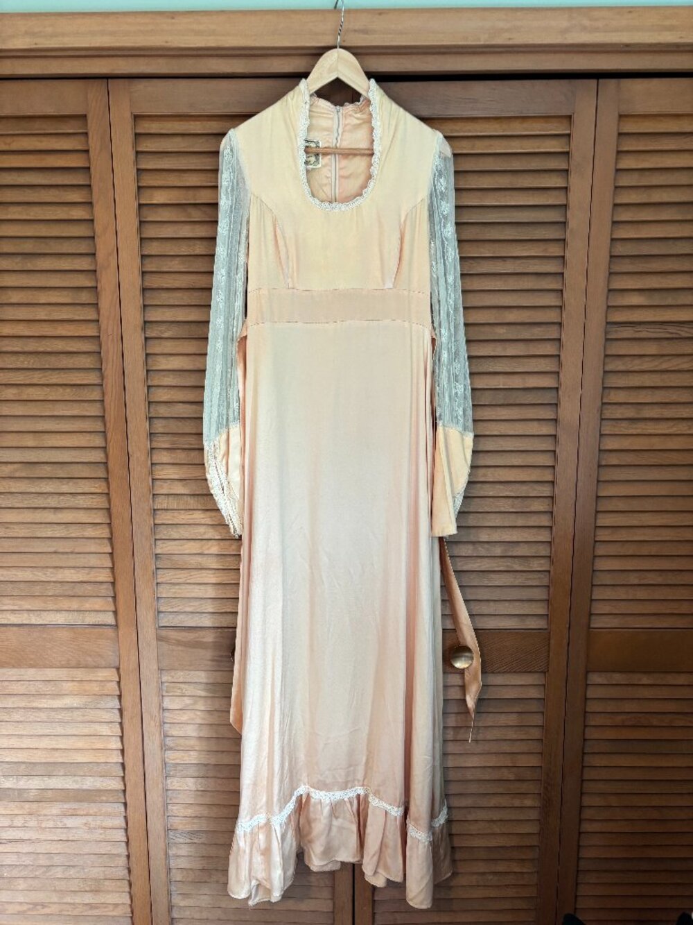 Gunne Sax apricot satin lace sleeve vintage dress- size 13
